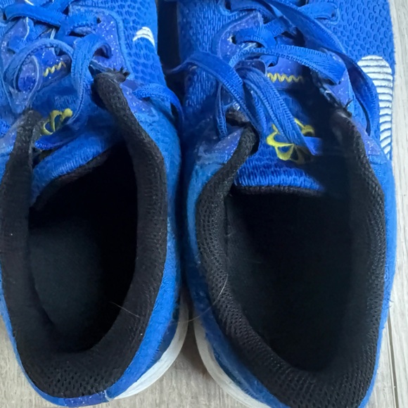 Nike Blue Athletic Shoes - Picture 4 of 7
